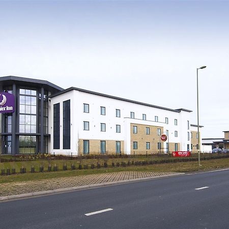 Premier Inn Bicester Bagian luar foto